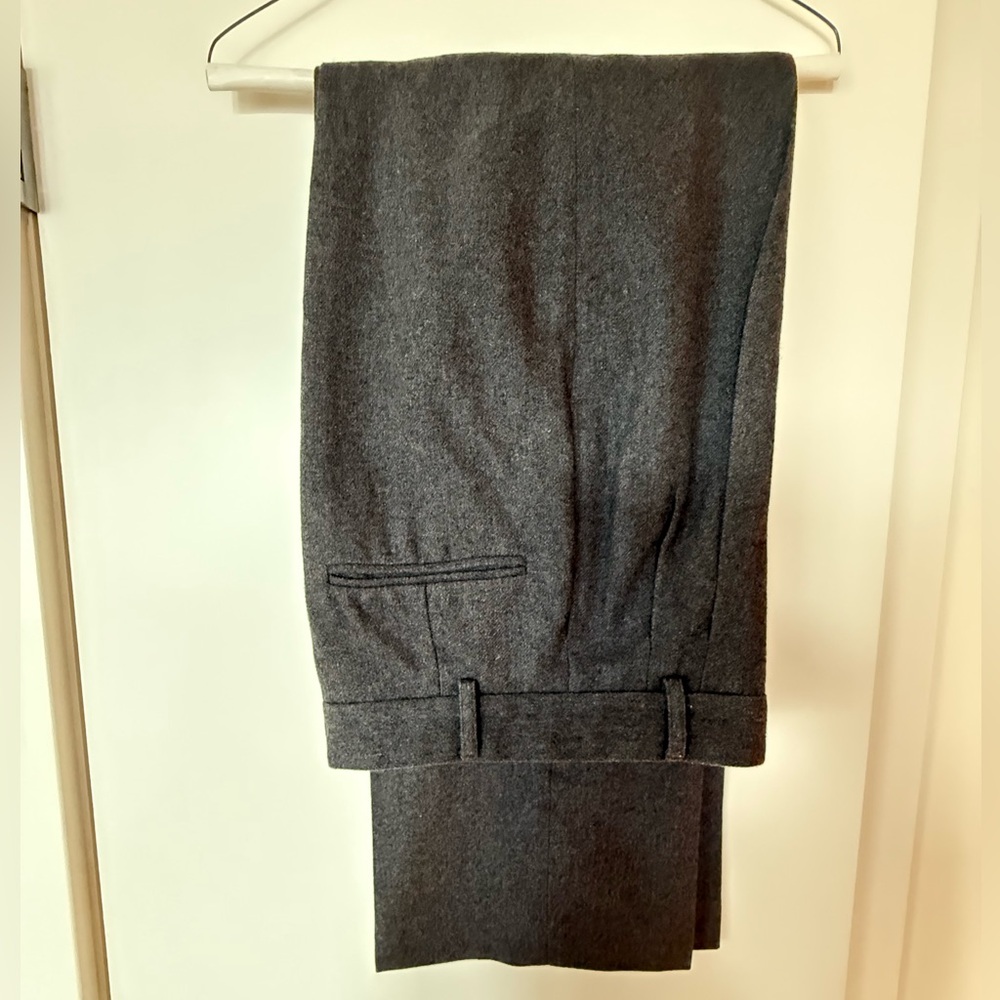 Dkny Gray Dress Pants with Wool-Blend Fabric